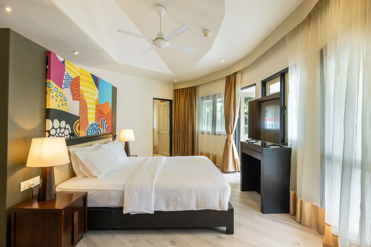 an-velavaru_accommodation-angsana three-bedroom pool villa